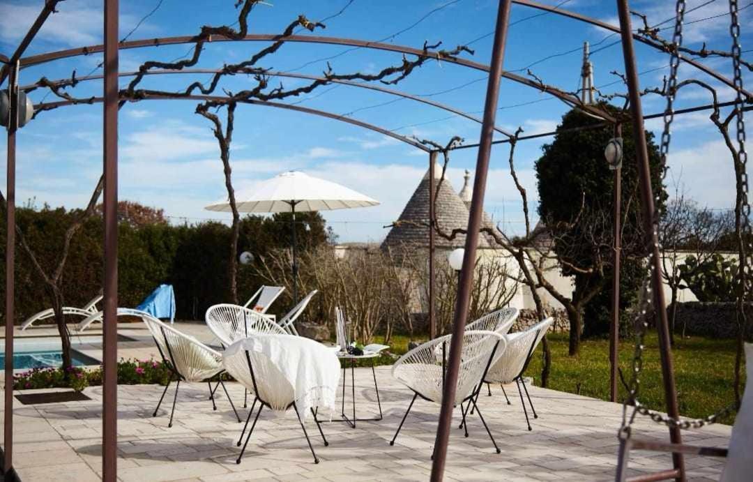 Trulli Azzalema With Exclusive Pool Villa Brindisi Exterior foto