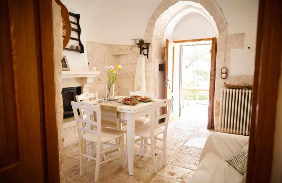 Trulli Azzalema With Exclusive Pool Villa Brindisi Exterior foto