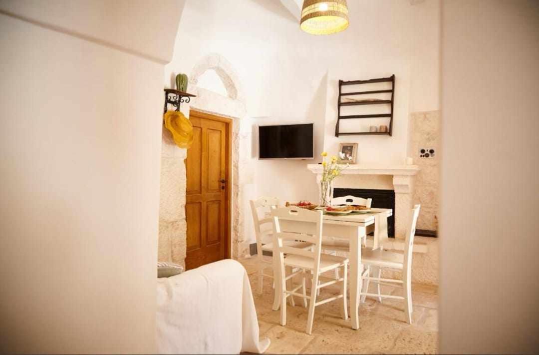 Trulli Azzalema With Exclusive Pool Villa Brindisi Exterior foto